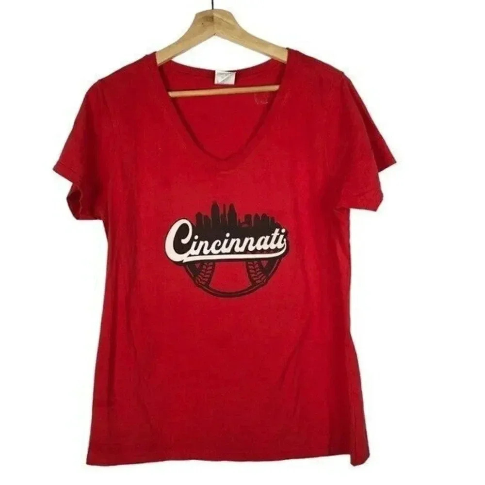 MLB Cincinnati Reds Baseball V-Neck Red Short Sleeve T-Shirt L